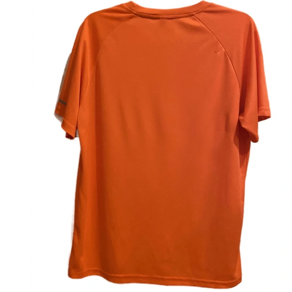 Athletic Shirt Short Sleeve Dri Fit Pullover Moisture Wick Fabric Mens Medium